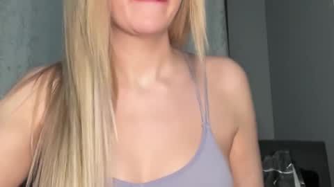 Stella Bella online show from February 21, 4:46 am