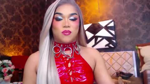 CALL ME STELLA online show from December 16, 10:08 am