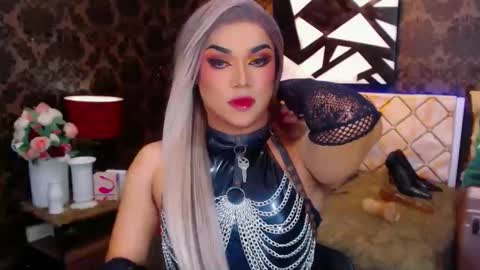 CALL ME STELLA online show from January 1, 7:41 am