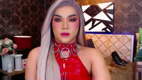 CALL ME STELLA online show from January 3, 11:57 am