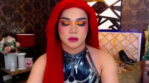 CALL ME STELLA online show from January 5, 9:59 am