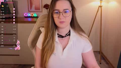 Emma online show from September 23, 9:18 pm