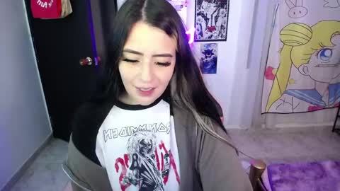 Snapshot of stephani_rousso chatting on November 12, 11:03 pm joha cosmo online show from November 12, 11:03 pm