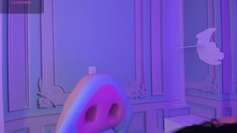         online show from February 1, 2:58 am