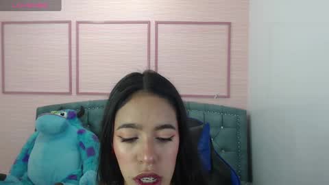 Stephania online show from February 4, 10:32 am