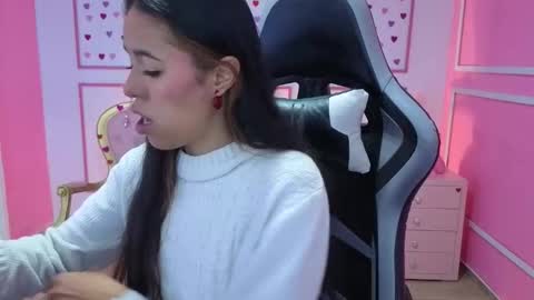 Stephania online show from October 21, 12:28 pm