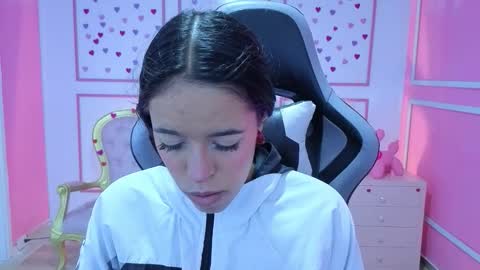 Stephania online show from November 5, 12:27 pm