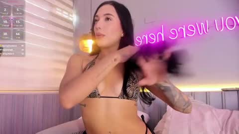 Stephany  online show from April 20, 4:43 pm