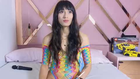 Snapshot of stephany_grand chatting on October 22, 5:24 pm stephany_grand online show from October 22, 5:24 pm