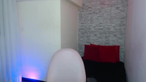 stephany_rodriguez_ online show from October 13, 7:03 pm