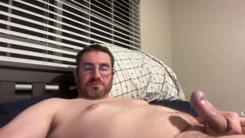 Snapshot of stephenhurst1987 chatting on December 16, 5:12 am stephenhurst1987 online show from December 16, 5:12 am