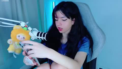 Snapshot of stephybrown chatting on November 10, 1:15 am stephy online show from November 10, 1:15 am