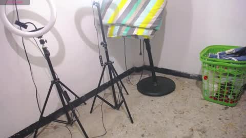 Snapshot of stepmom_slut_50_ chatting on January 9, 2:01 am Angie mature online show from January 9, 2:01 am