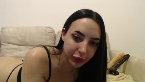 Snapshot of stepmommy19 chatting on March 11, 10:42 pm StepMommy19 online show from March 11, 10:42 pm