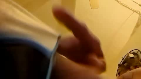 Snapshot of sterng123 chatting on December 9, 8:44 am sterng123 online show from December 9, 8:44 am