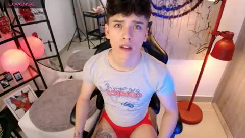 Stev austin  online show from April 10, 9:30 pm