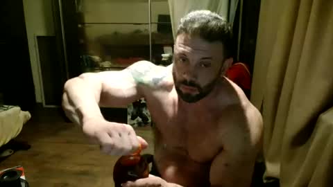 Snapshot of stevebulkzor chatting on September 12, 10:43 pm Steve Oakenshield son of John son of Vasyl online show from September 12, 10:43 pm