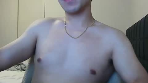 Snapshot of stevedaking chatting on December 27, 3:42 am stevedaking online show from December 27, 3:42 am