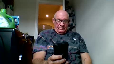 Snapshot of stevejons47 chatting on January 16, 3:13 pm stevejons47 online show from January 16, 3:13 pm