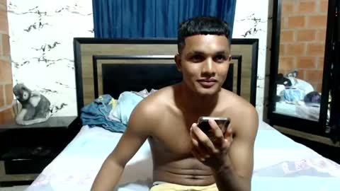 Snapshot of steven_big_dick23 chatting on December 11, 3:56 am Steven online show from December 11, 3:56 am