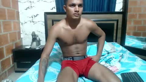 Snapshot of steven_big_dick23 chatting on January 23, 12:04 am Steven online show from January 23, 12:04 am