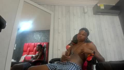 S T E V E N online show from March 5, 5:03 am