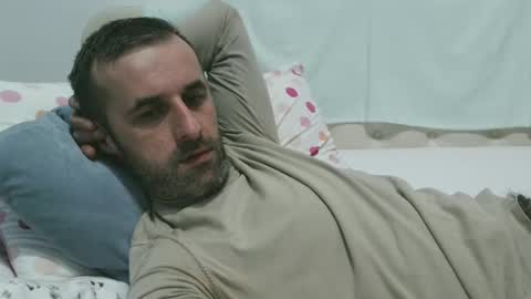 stevenpit online show from December 19, 7:40 pm