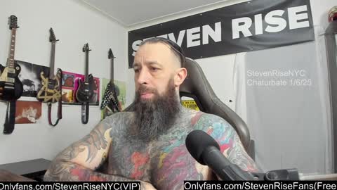 Snapshot of stevenrisenyc chatting on January 8, 4:55 am StevenRiseNYC online show from January 8, 4:55 am