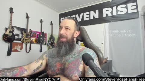 Snapshot of stevenrisenyc chatting on January 29, 2:30 am StevenRiseNYC online show from January 29, 2:30 am