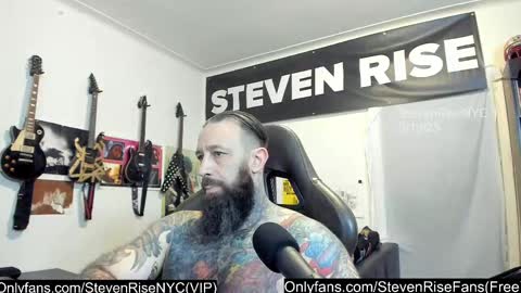 Snapshot of stevenrisenyc chatting on September 14, 2:22 am StevenRiseNYC online show from September 14, 2:22 am
