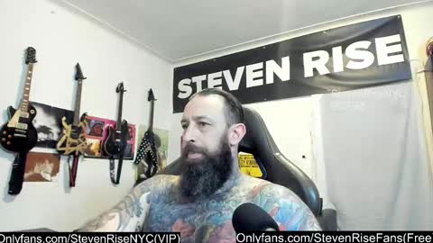 Snapshot of stevenrisenyc chatting on September 28, 1:33 am StevenRiseNYC online show from September 28, 1:33 am