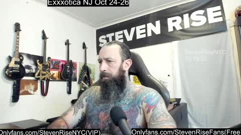 Snapshot of stevenrisenyc chatting on October 18, 8:42 pm StevenRiseNYC online show from October 18, 8:42 pm