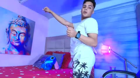 Snapshot of stewart_mateo_ chatting on September 12, 3:39 am stewart online show from September 12, 3:39 am