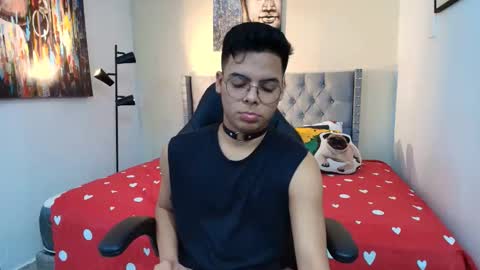 Snapshot of stewart_mateo_ chatting on November 5, 2:11 am stewart online show from November 5, 2:11 am