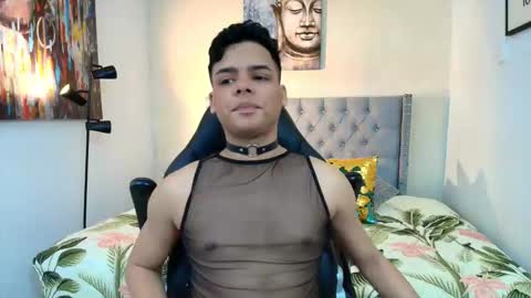 Snapshot of stewart_mateo_ chatting on December 14, 2:28 am stewart online show from December 14, 2:28 am