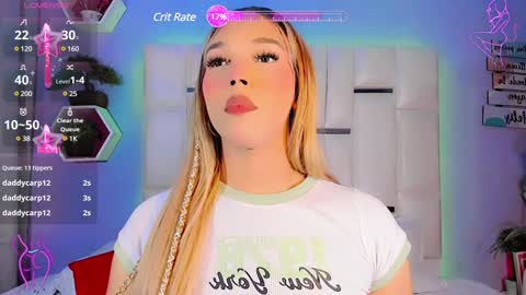 Snapshot of steyseequeen chatting on December 10, 10:26 pm Steisee Reyes online show from December 10, 10:26 pm