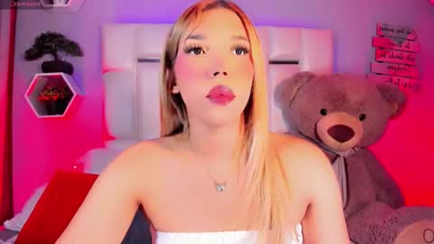 Snapshot of steyseequeen chatting on September 17, 1:40 am Steisee Reyes online show from September 17, 1:40 am