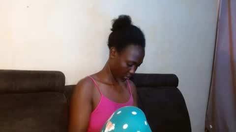 Snapshot of sticklavah chatting on October 25, 6:54 am sticklavah online show from October 25, 6:54 am