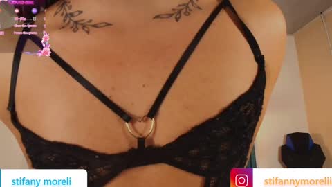 Snapshot of stifanny_moreli chatting on September 18, 10:01 pm Stifanny Moreli online show from September 18, 10:01 pm