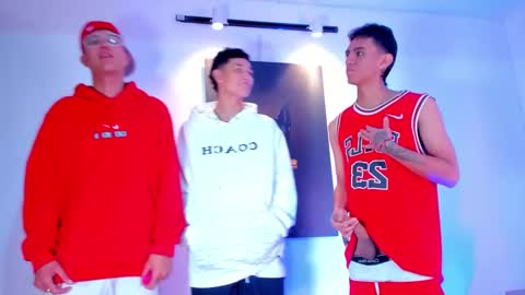 Snapshot of stiiveen_24cm chatting on October 28, 6:39 am Stiven brendan online show from October 28, 6:39 am