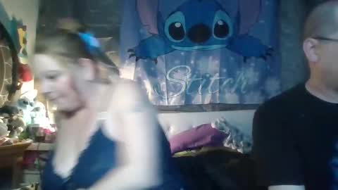 Snapshot of stitchsunshine85 chatting on January 13, 6:27 am Tasha and Drew online show from January 13, 6:27 am