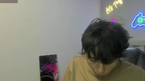 Stiwen online show from January 19, 2:10 pm