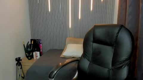 Stiwen online show from May 30, 1:08 pm