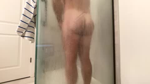 Snapshot of stlhotwifeguy chatting on September 22, 5:04 pm stlhotwifeguy online show from September 22, 5:04 pm