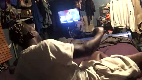 Snapshot of stonedbj chatting on October 31, 12:44 am StonedBJ online show from October 31, 12:44 am