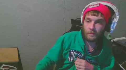 stonedpanda77 online show from December 3, 2:25 am