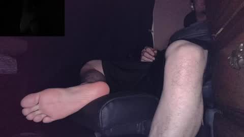 Snapshot of stoner394 chatting on January 3, 10:31 am stoner394 online show from January 3, 10:31 am