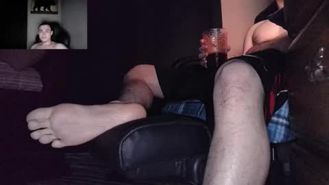 Snapshot of stoner394 chatting on February 23, 1:57 am stoner394 online show from February 23, 1:57 am