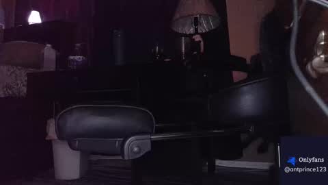 Snapshot of stoner394 chatting on September 17, 10:22 pm stoner394 online show from September 17, 10:22 pm