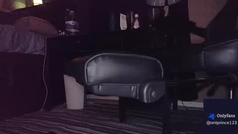 Snapshot of stoner394 chatting on October 20, 11:16 pm stoner394 online show from October 20, 11:16 pm